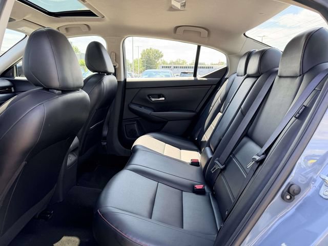 Used 2025 Nissan Sentra SR w/ SR Premium Package FWD image 13