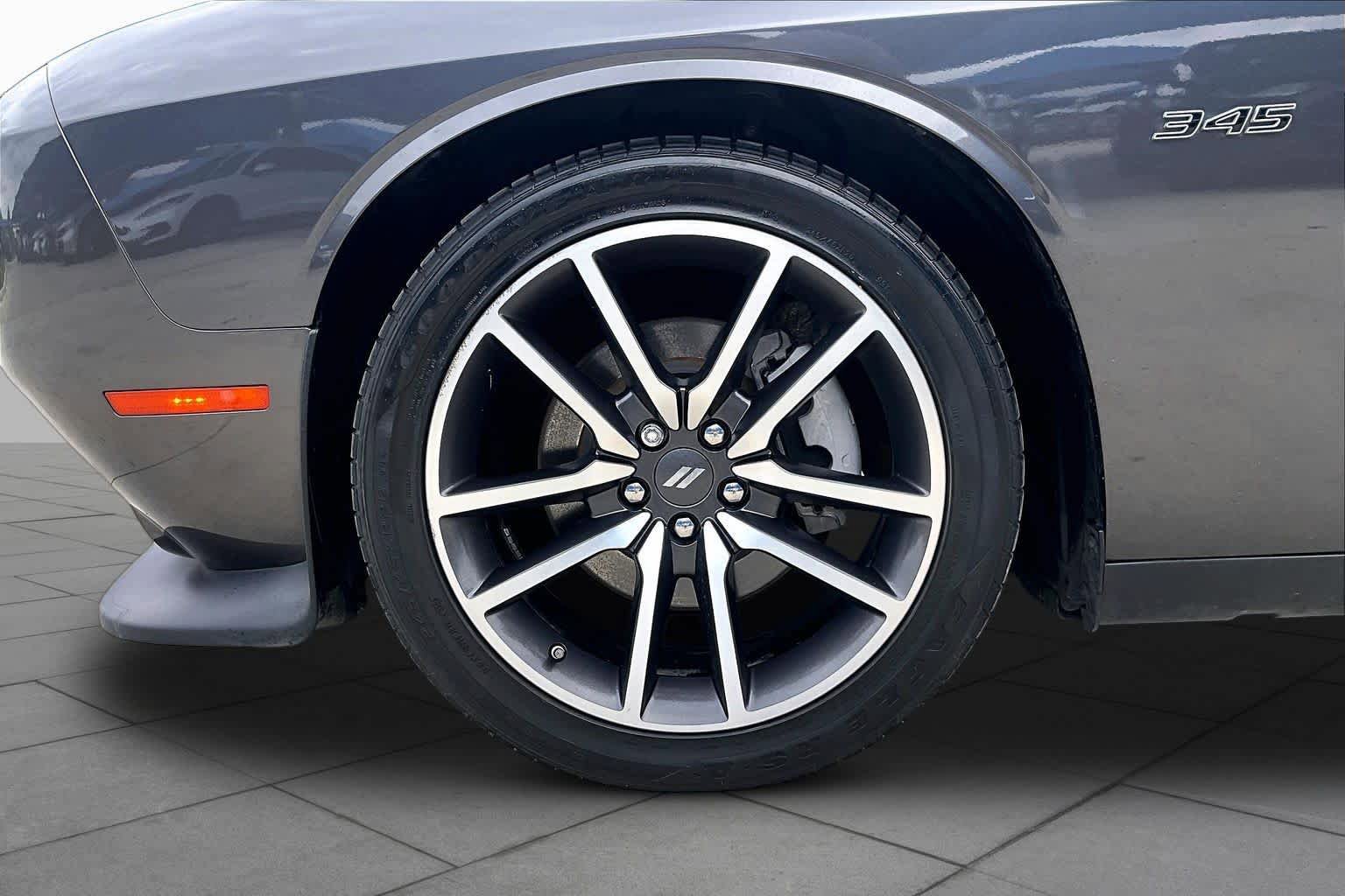 Used 2023 Dodge Challenger R/T RWD image 11