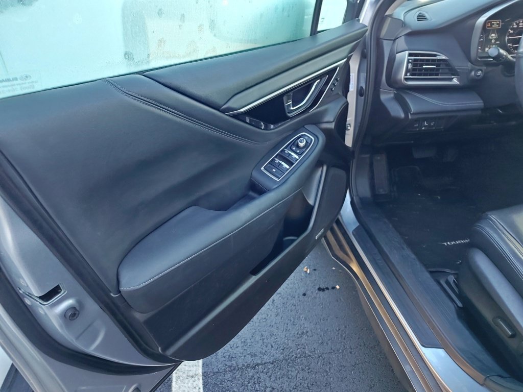 Used 2024 Subaru Outback Touring XT AWD/4WD image 5