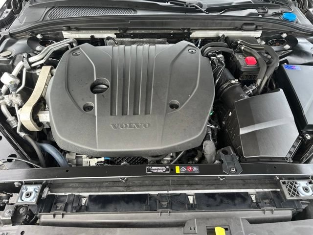 Certified 2023 Volvo S60 B5 Plus w/ Climate Package FWD image 33
