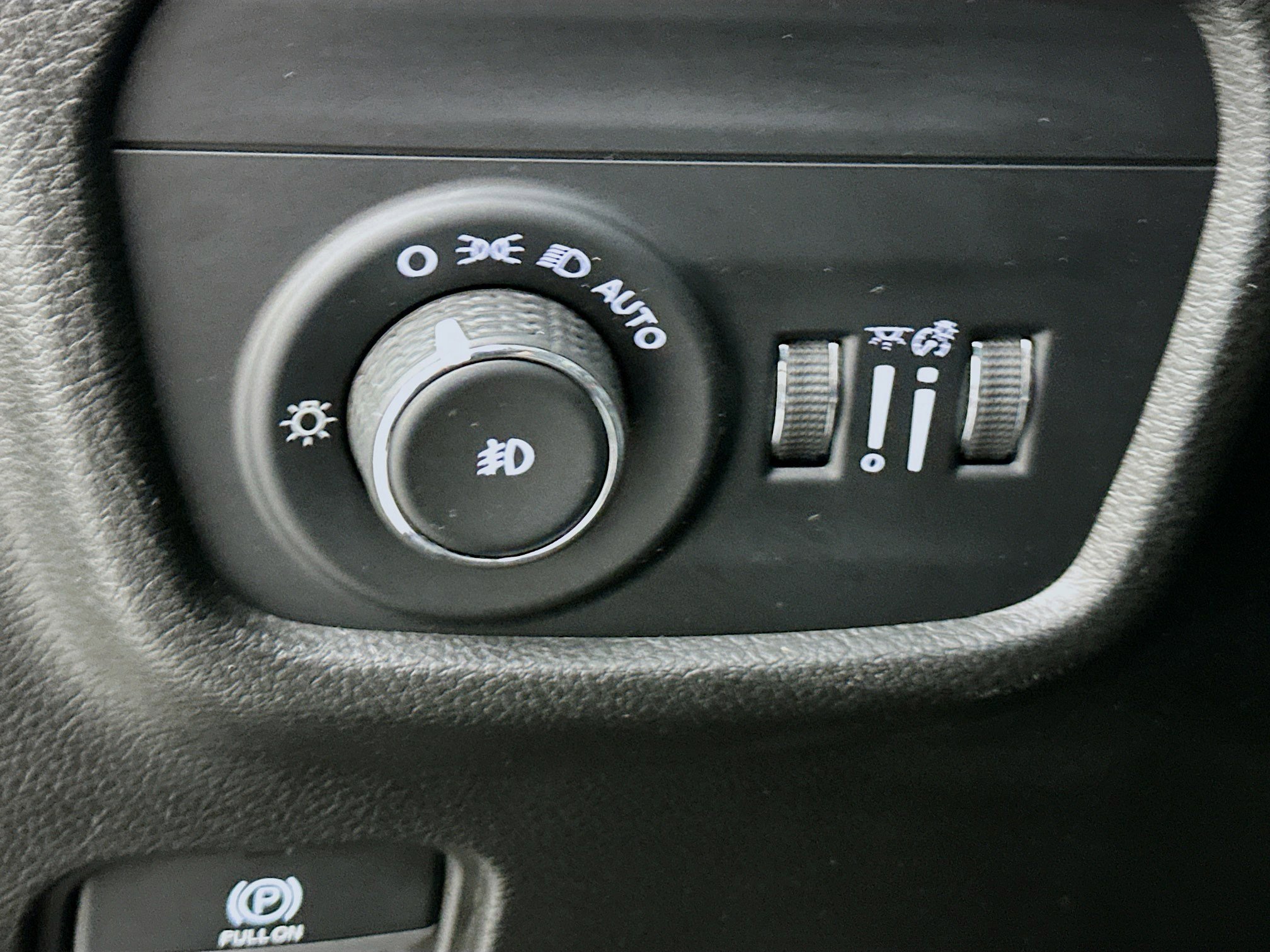 Used 2023 Jeep Grand Cherokee L Limited image 17