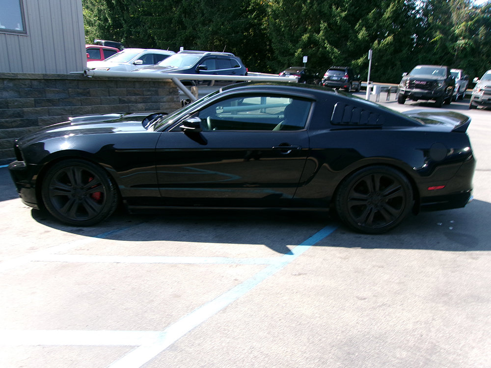 Used 2014 Ford Mustang Coupe w/ V6 Performance Package image 3