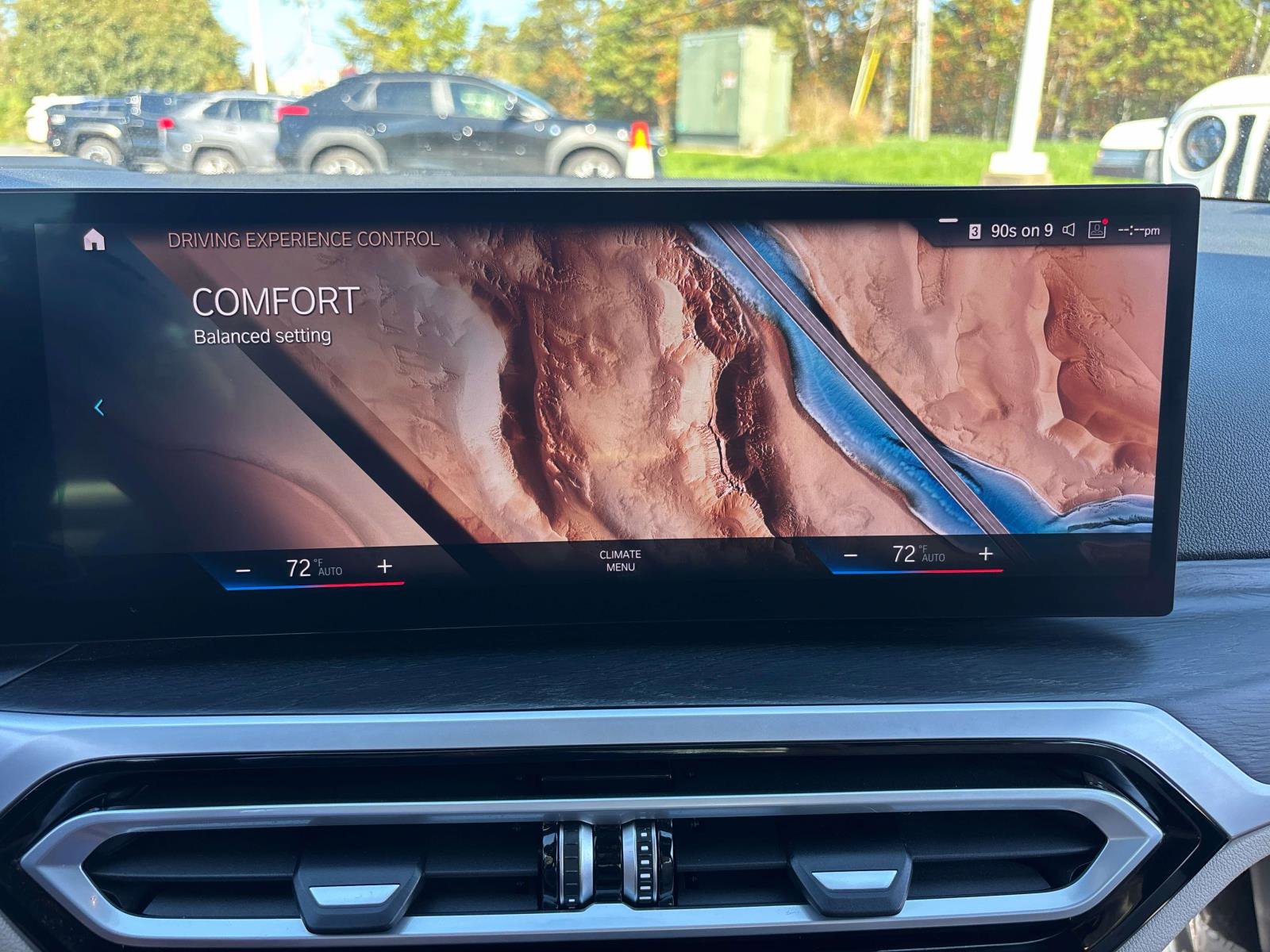 Used 2023 BMW 330i xDrive Sedan w/ Premium Package image 25