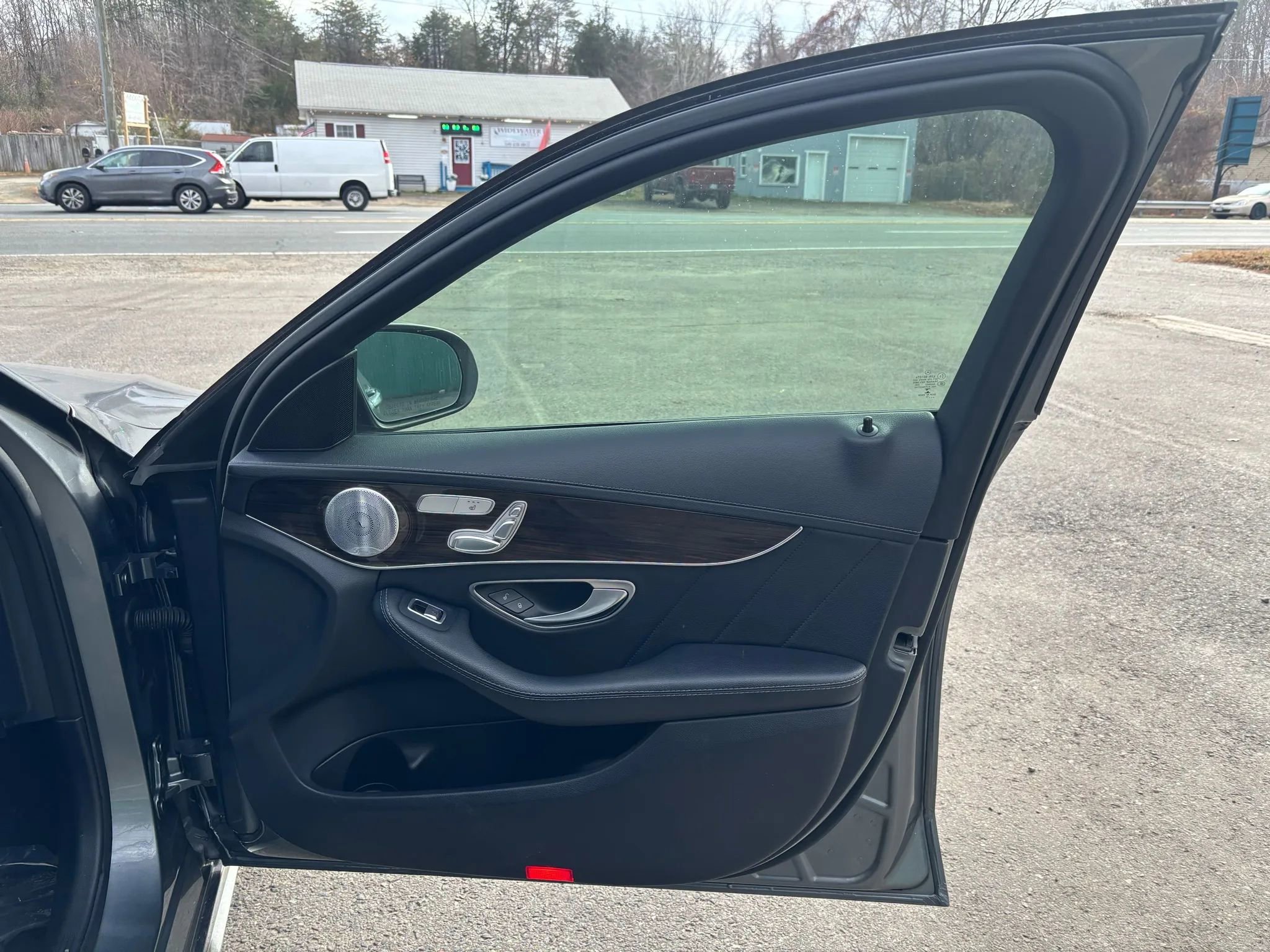 Used 2017 Mercedes-Benz C 300 4MATIC Sedan w/ Premium 3 Package image 15