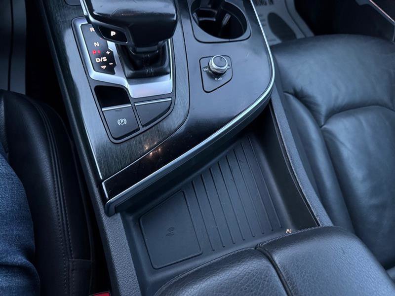 Used 2017 Audi Q7 3.0T Premium Plus image 19