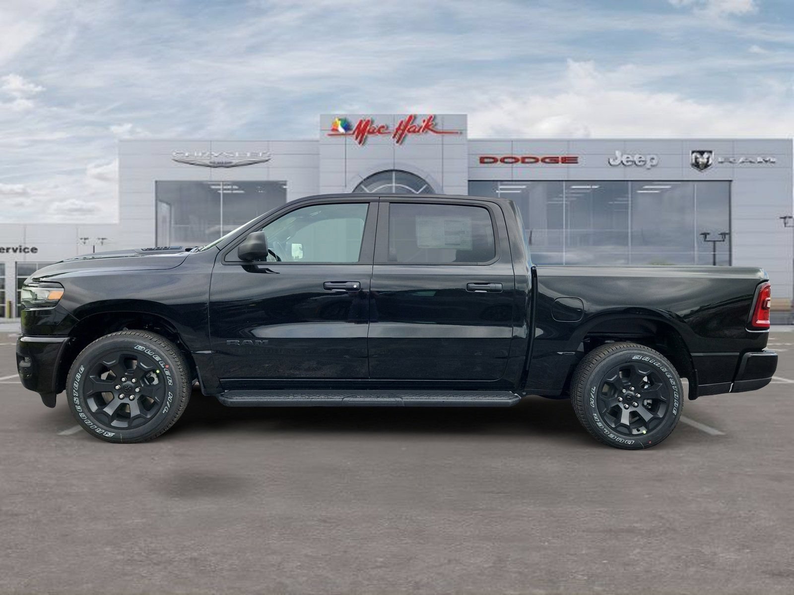 New 2026 RAM 1500 Express AWD/4WD image 2