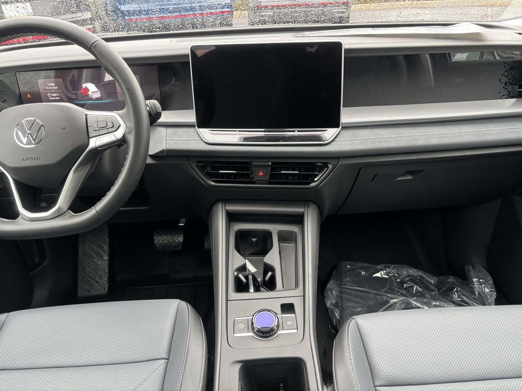 New 2026 Volkswagen Tiguan SE image 29