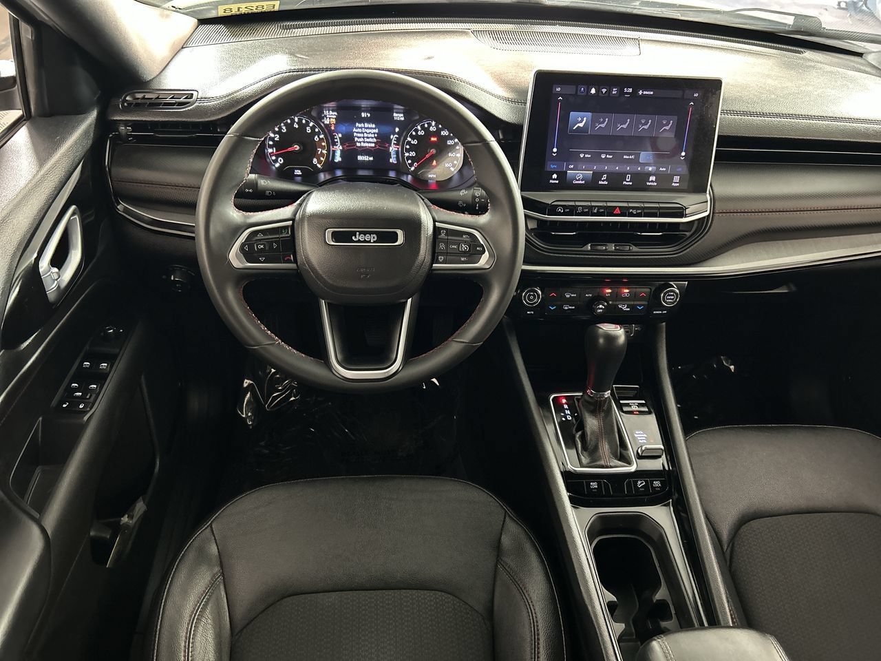 Used 2024 Jeep Compass Trailhawk AWD/4WD image 22