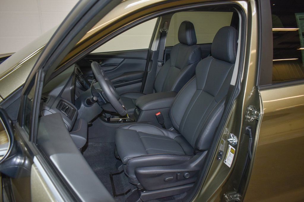 New 2026 Subaru Ascent Limited Bronze image 18