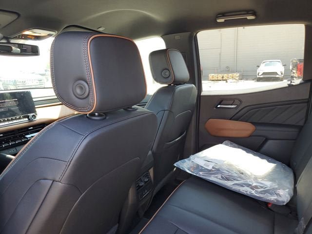 New 2026 GMC Canyon AT4 AWD/4WD image 10