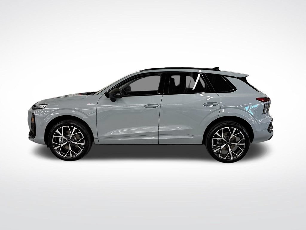 New 2026 Audi Q3 quattro 2.0T AWD/4WD image 2