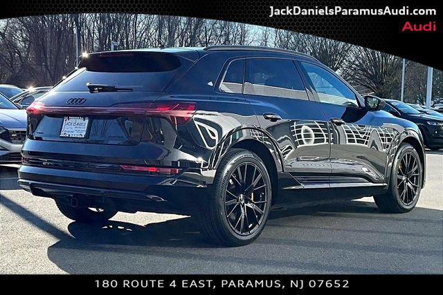 Used 2023 Audi e-tron Chronos w/ Chronos Package image 2