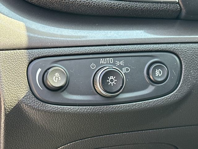 Used 2017 Buick Encore Sport Touring image 29