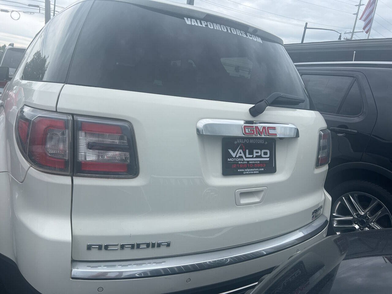 Used 2015 GMC Acadia SLE AWD/4WD image 6