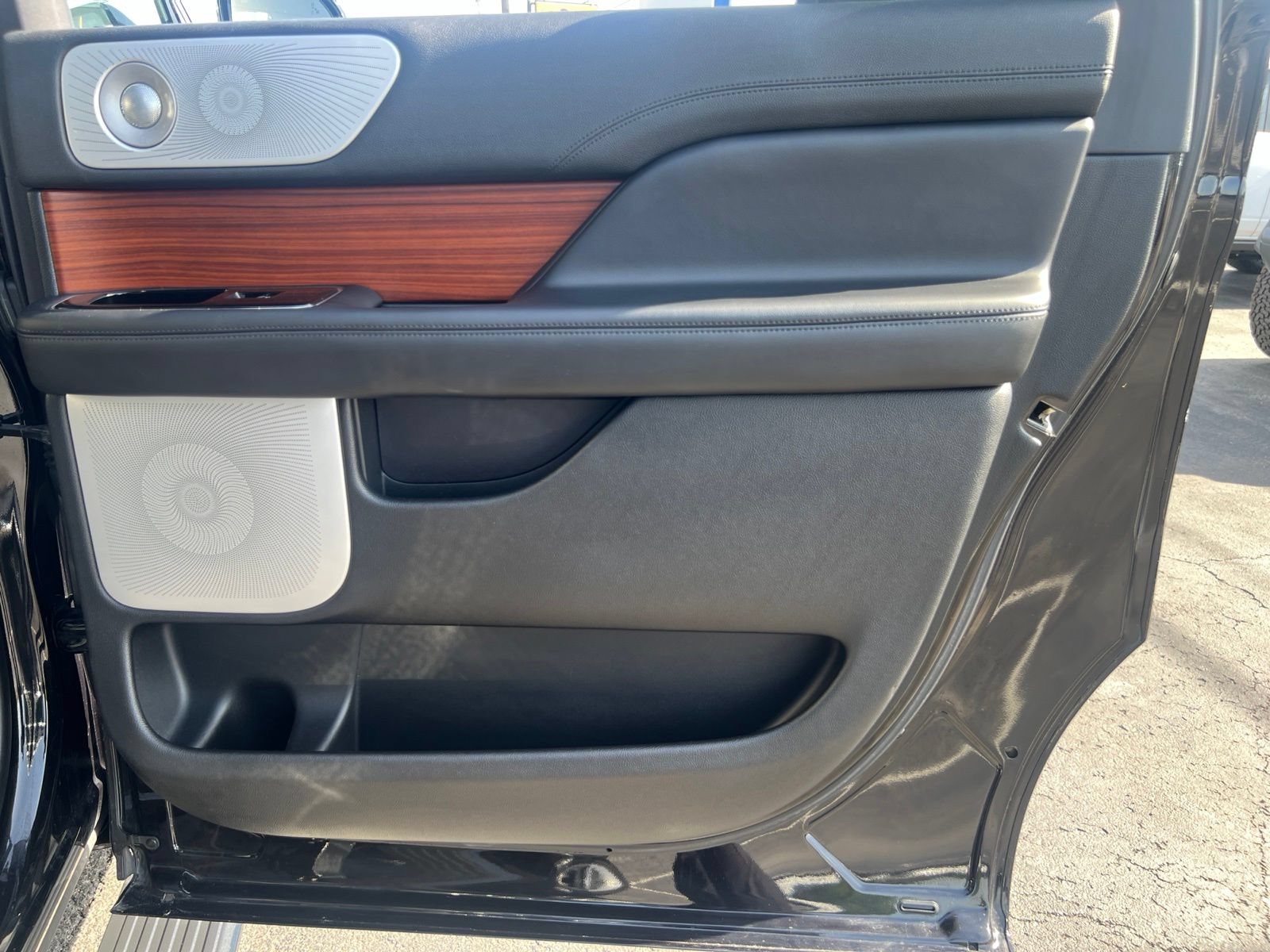 Used 2019 Lincoln Navigator L Reserve AWD/4WD image 55