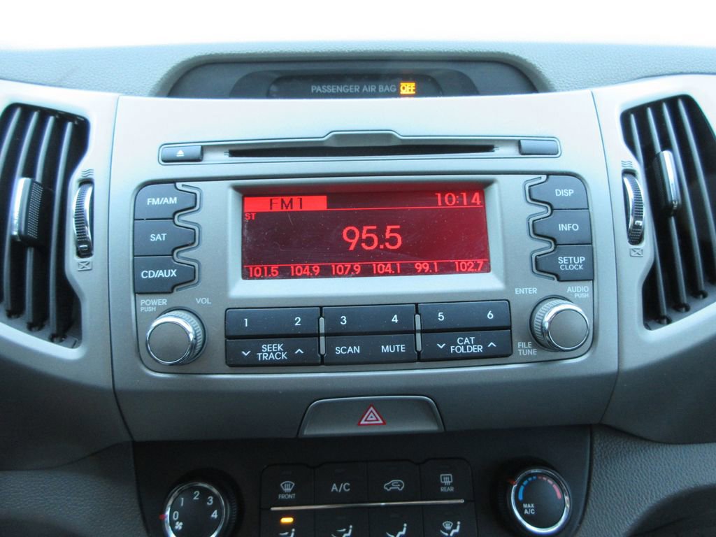 Used 2013 Kia Sportage LX image 30