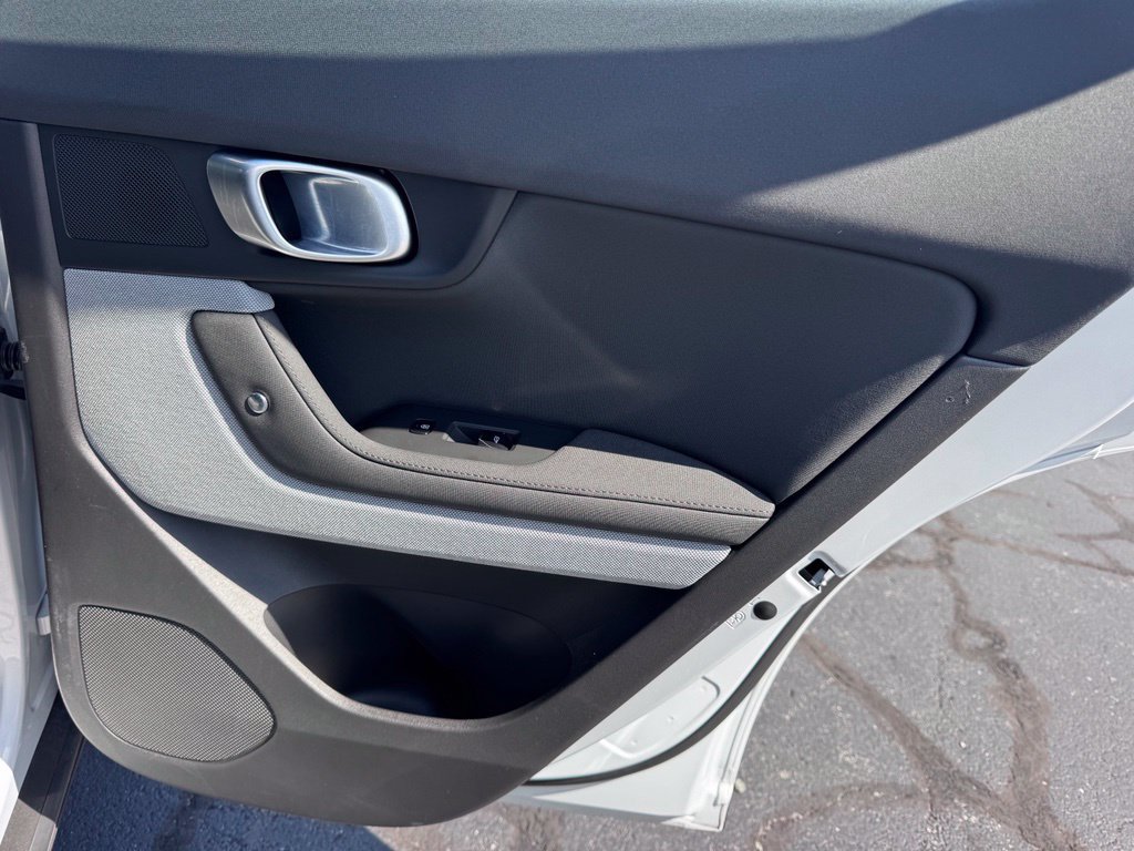 Used 2024 Polestar Polestar 2 RWD image 26