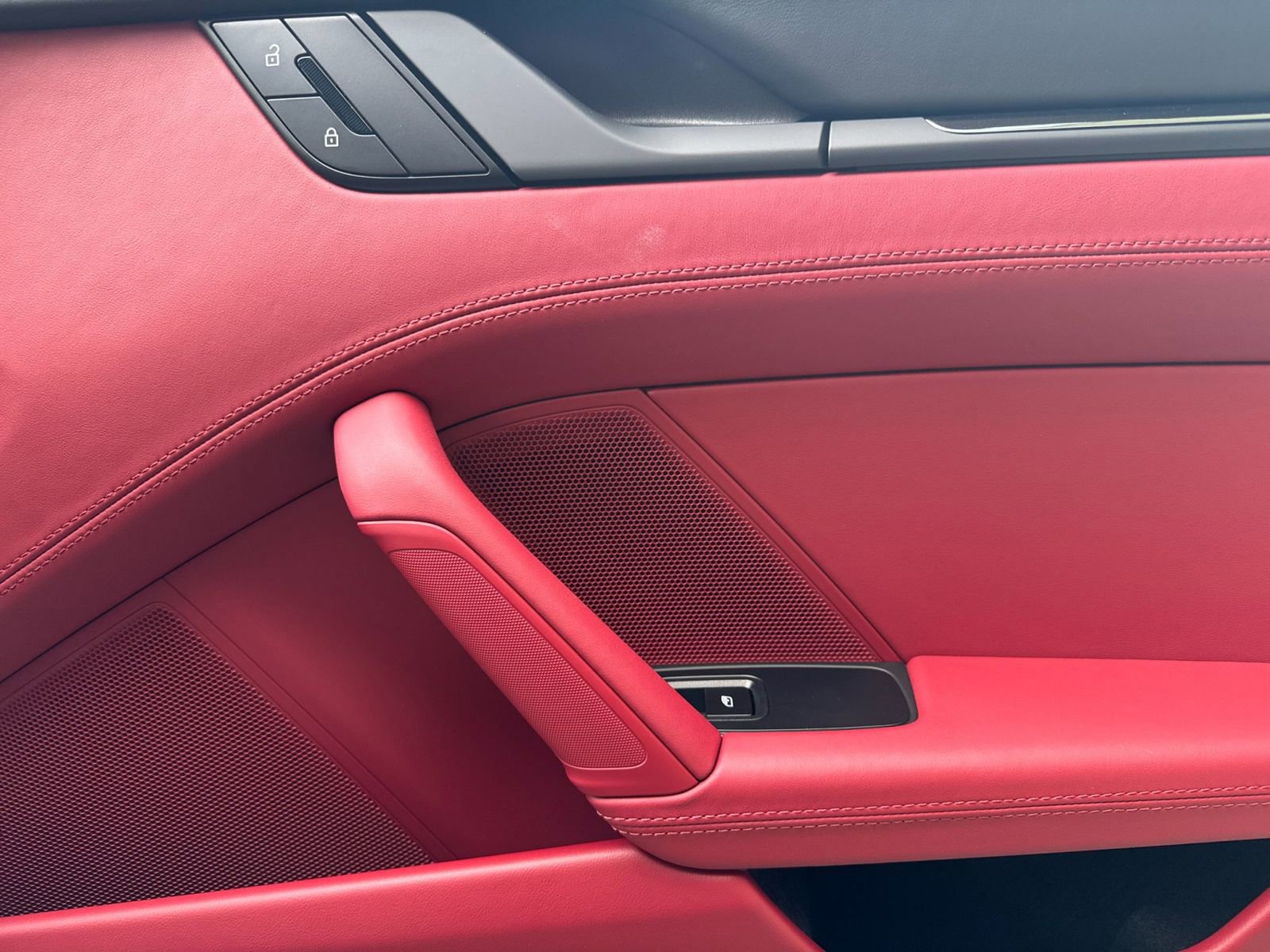 New 2026 Porsche 911 Carrera 4S image 17