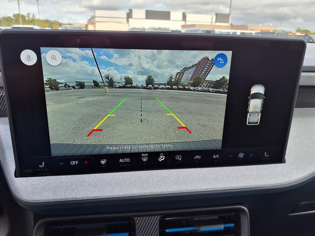 New 2025 Ford Maverick XLT w/ XLT Luxury Package AWD/4WD image 9