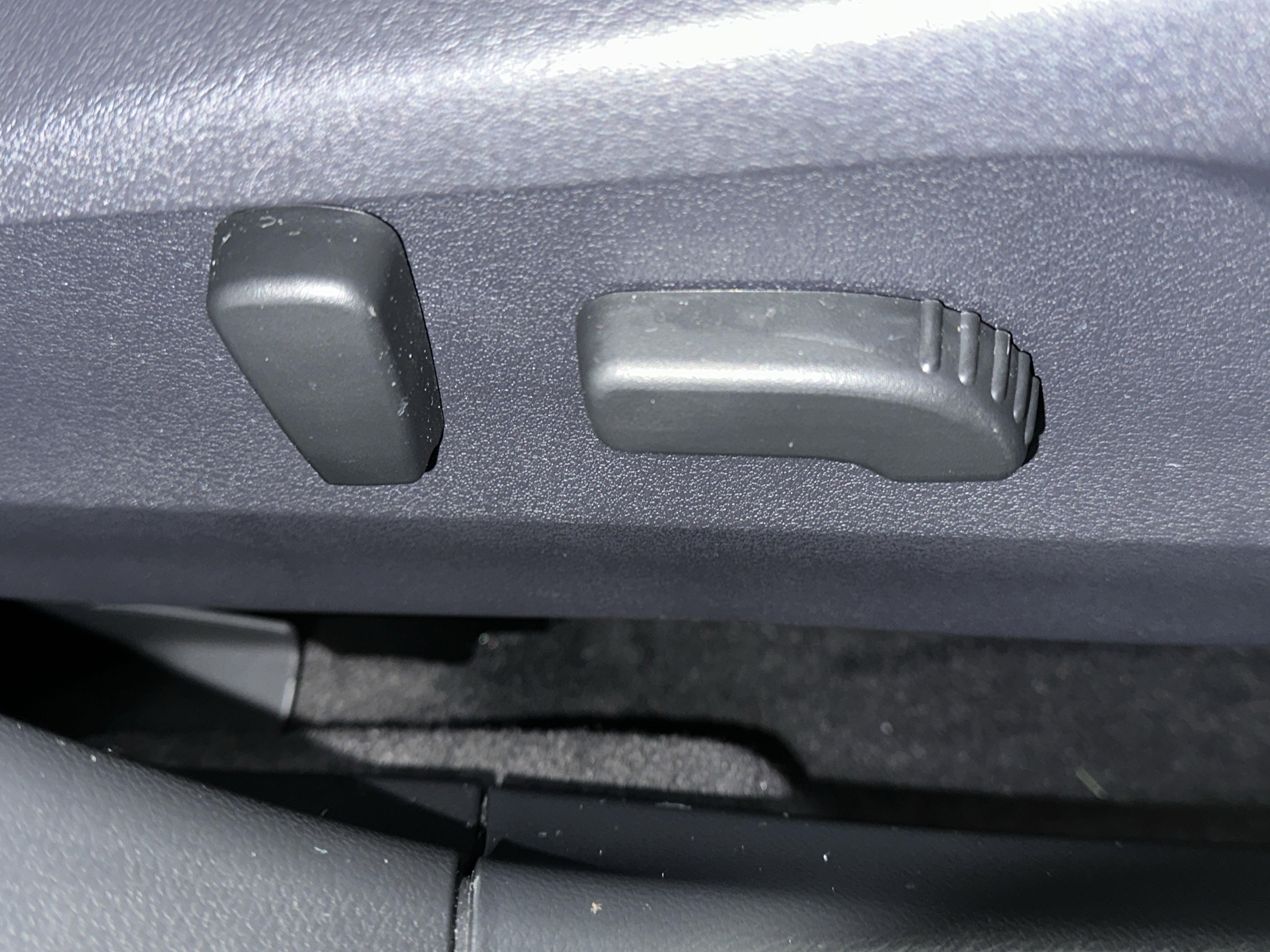 Certified 2025 Subaru Outback Limited image 26