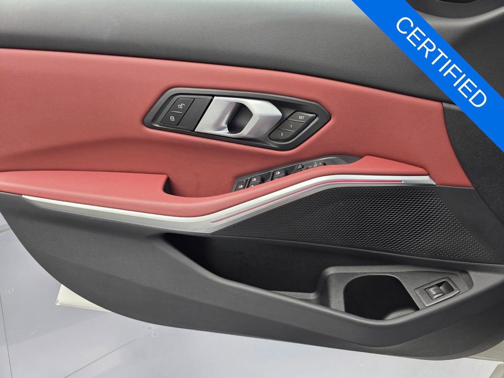 Certified 2025 BMW 330i Sedan w/ Convenience Package image 25