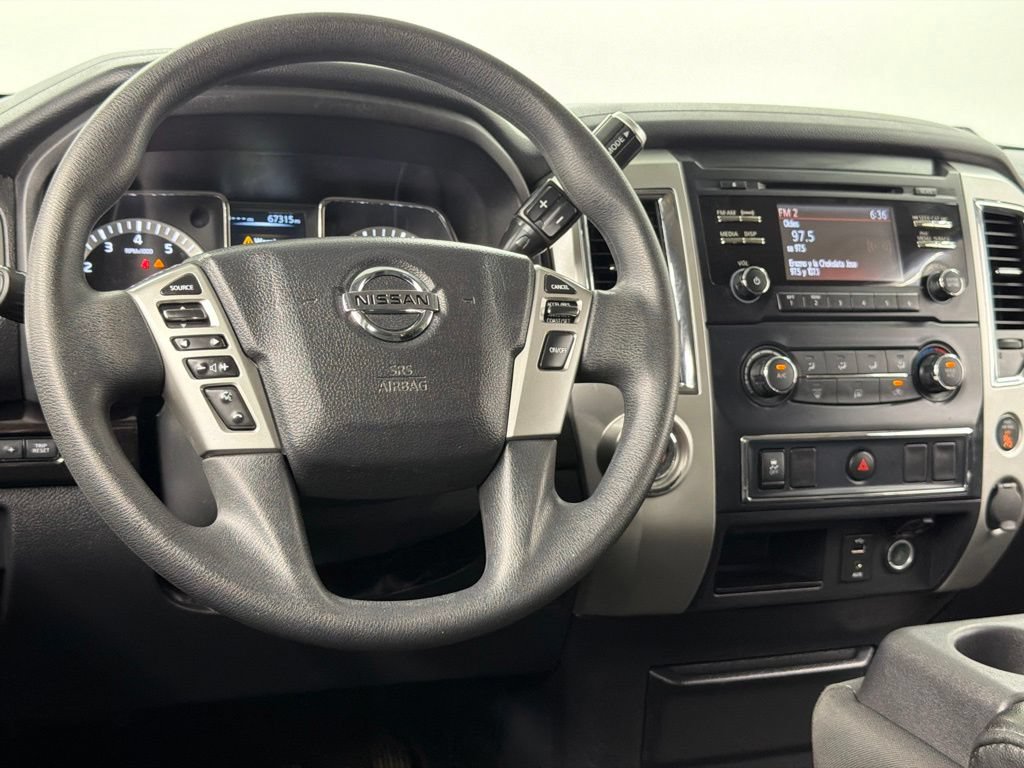 Used 2018 Nissan Titan SV RWD image 33