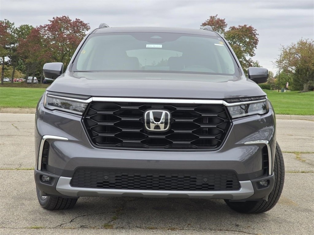 New 2025 Honda Pilot Touring image 16