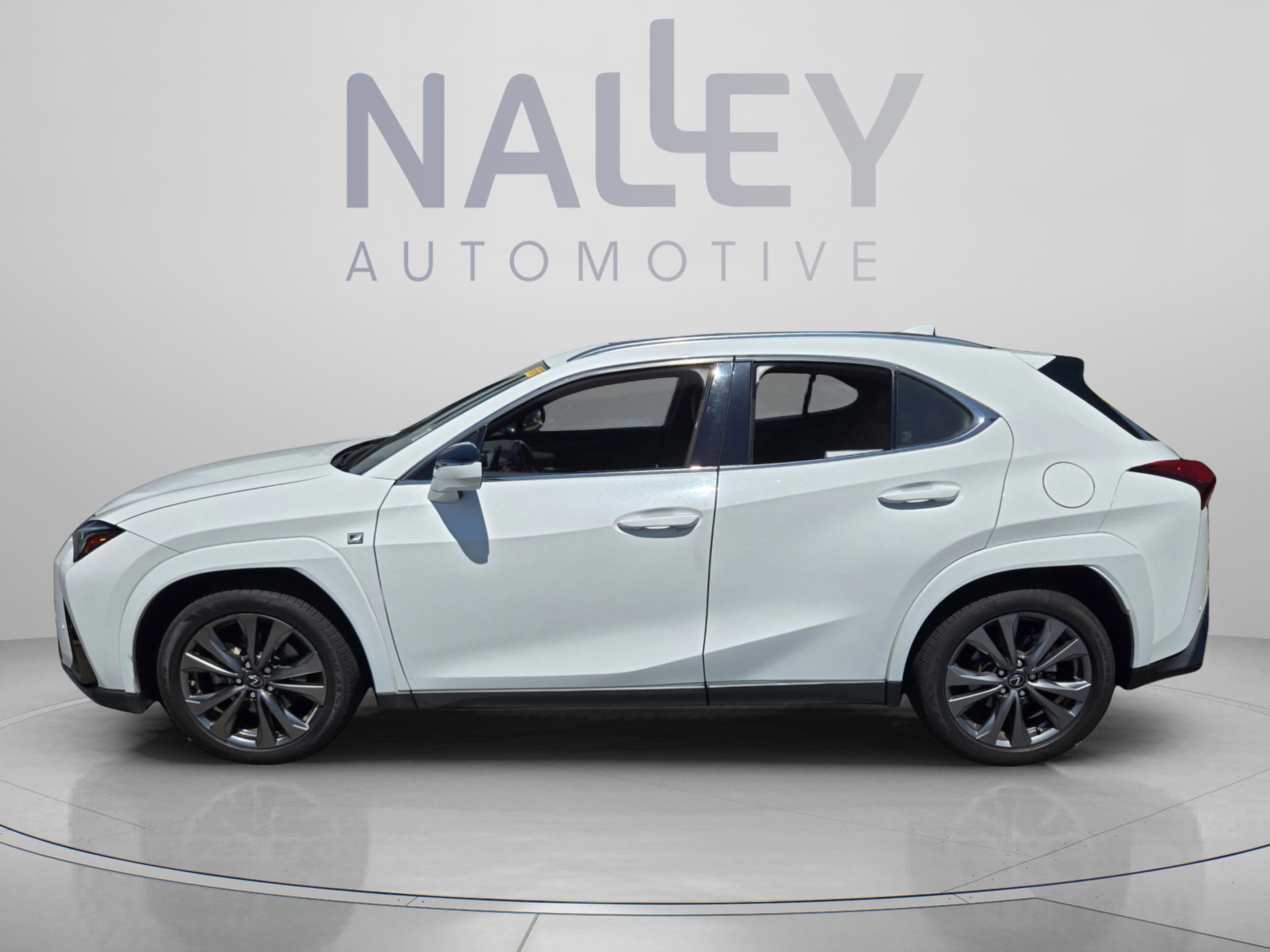 Used 2022 Lexus UX 200 F Sport w/ Accessory Package (Z2) FWD image 2
