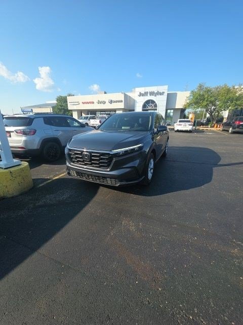 Used 2024 Honda CR-V LX image 3
