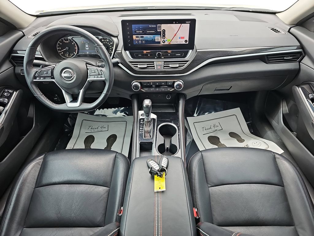 Used 2024 Nissan Altima 2.5 SR w/ SR Premium Package image 12