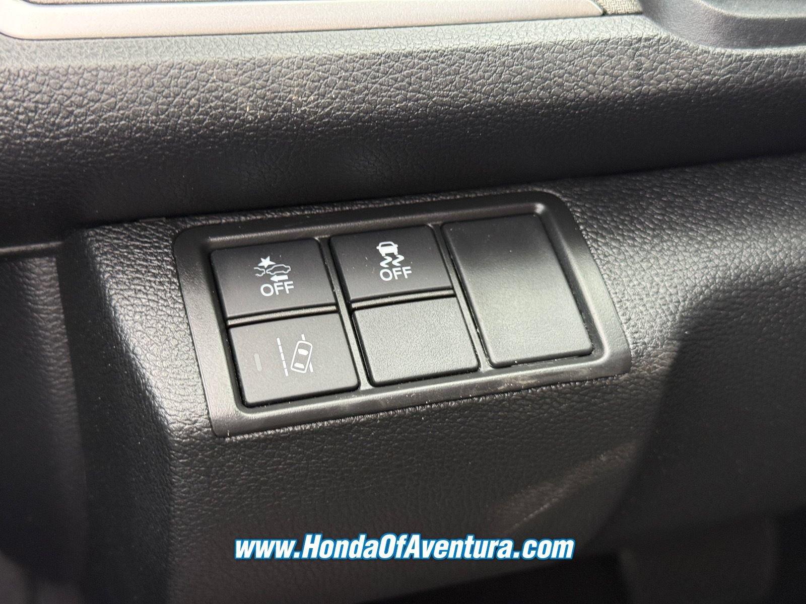 Certified 2020 Honda Civic LX image 25