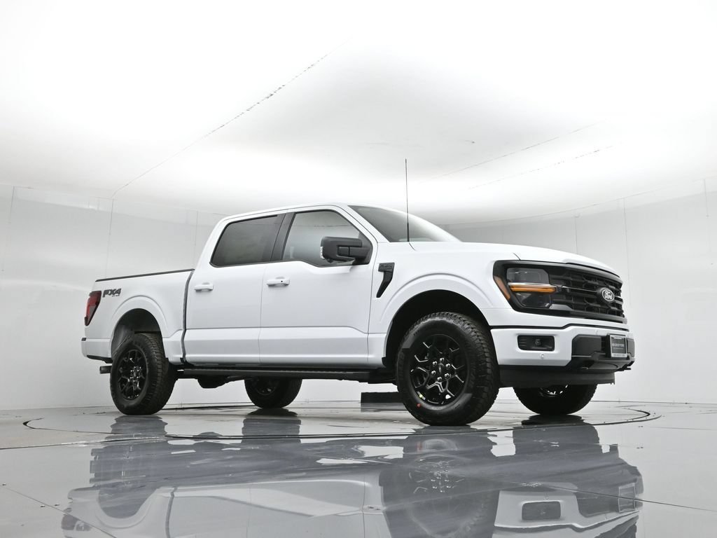 New 2026 Ford F150 XLT w/ Equipment Group 302A MID AWD/4WD image 3