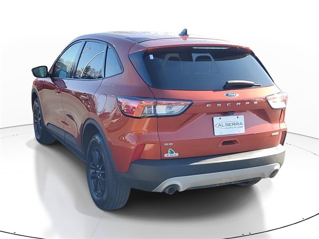 Used 2020 Ford Escape SE Sport image 3