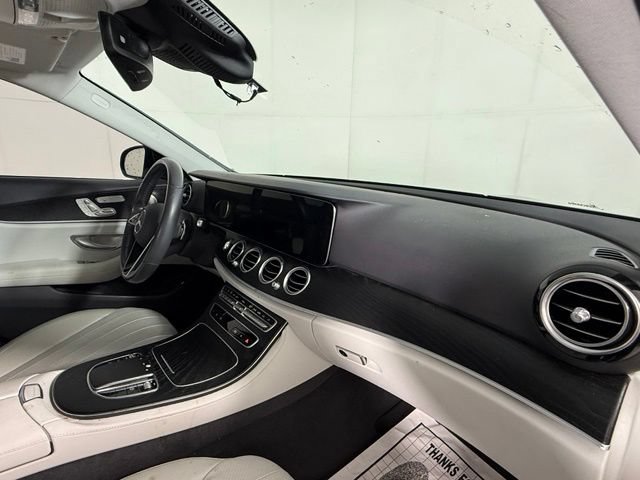Used 2022 Mercedes-Benz E 350 Sedan image 29