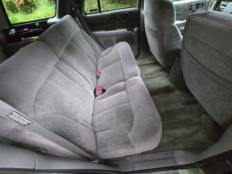 Used 2001 Chevrolet Blazer LT AWD/4WD image 15