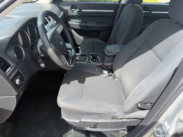 Used 2010 Dodge Charger SXT image 16