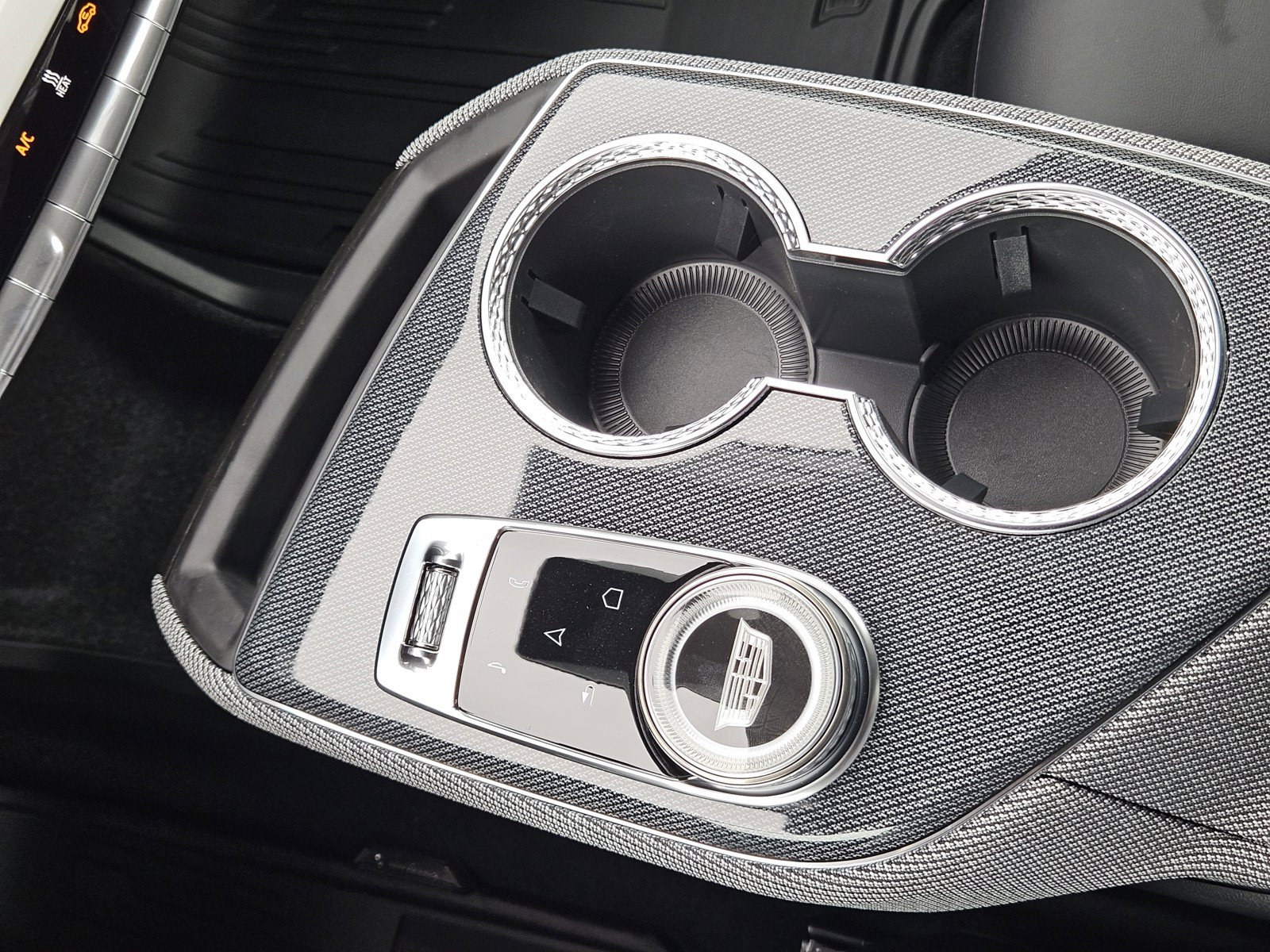 New 2026 Cadillac Optiq Luxury 1 RWD image 15