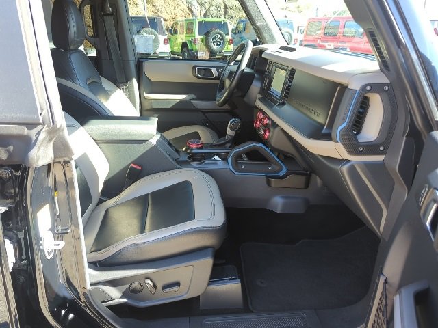 Used 2022 Ford Bronco Wildtrak image 18