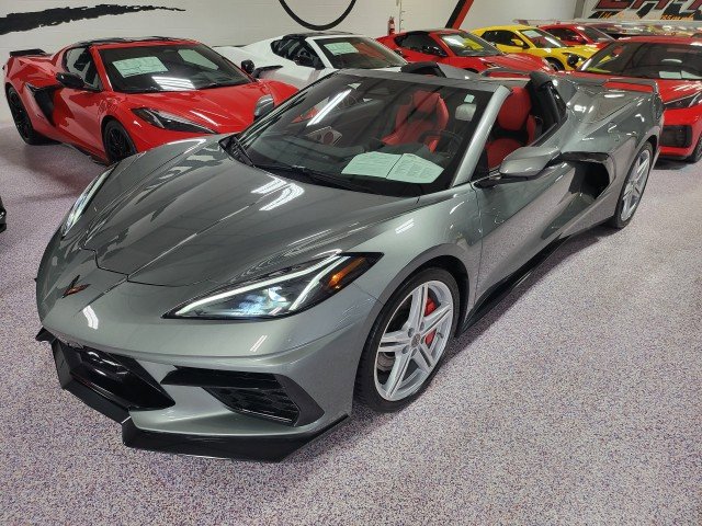Used 2024 Chevrolet Corvette Stingray Premium Conv w/ Z51 Performance Package RWD image 29