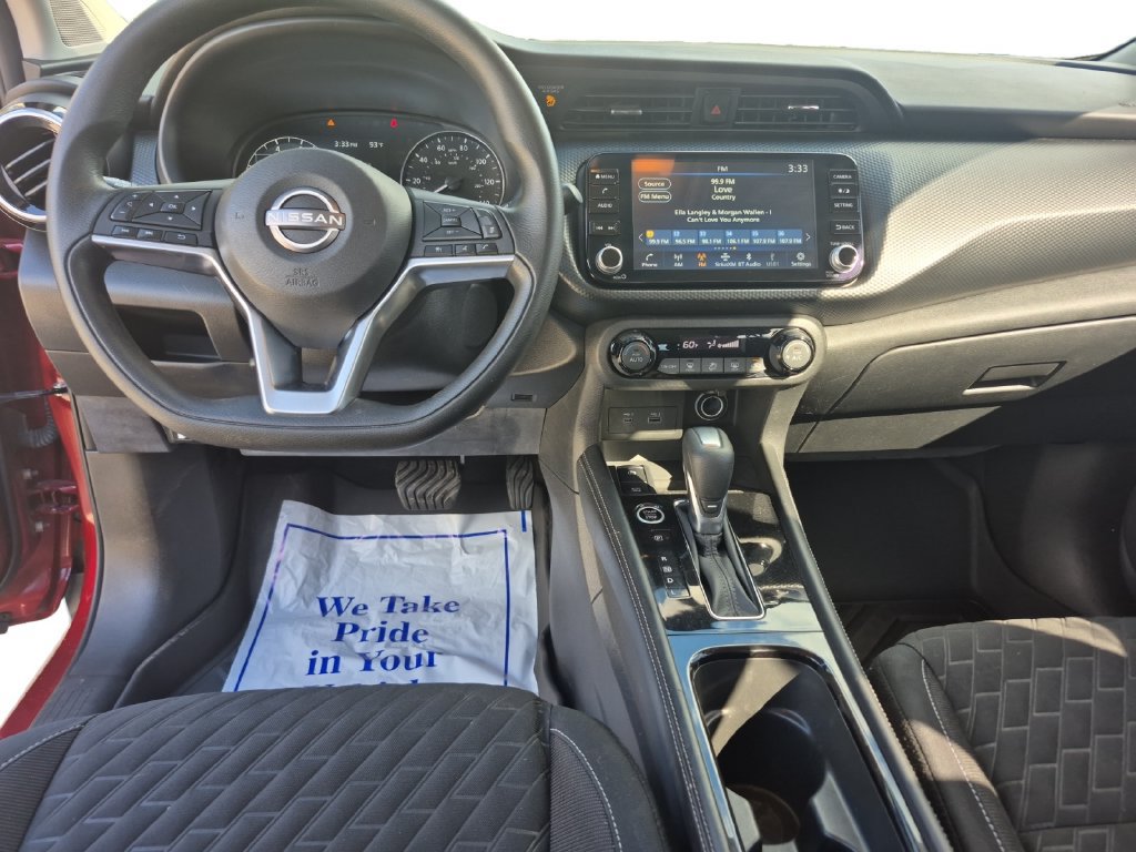 Used 2022 Nissan Kicks SV FWD image 10