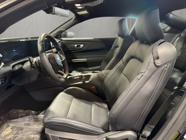 New 2026 Ford Mustang GT Premium w/ GT Performance Package RWD image 8