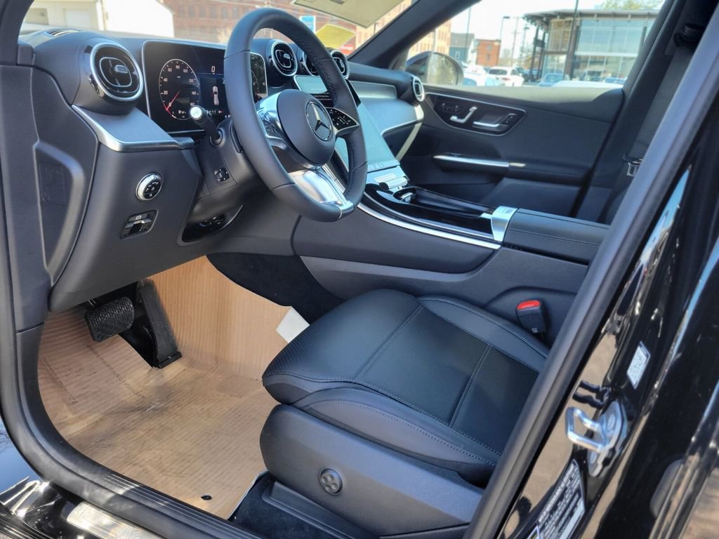 New 2026 Mercedes-Benz GLC 300 4MATIC image 18
