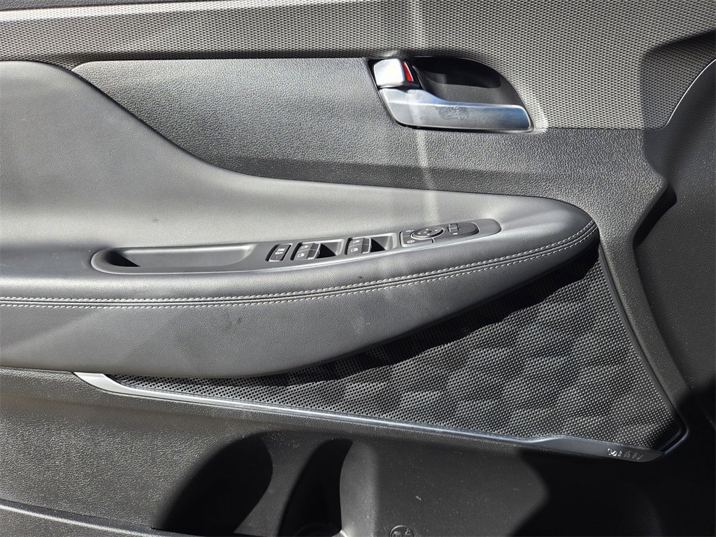 Used 2020 Hyundai Santa Fe SEL image 25