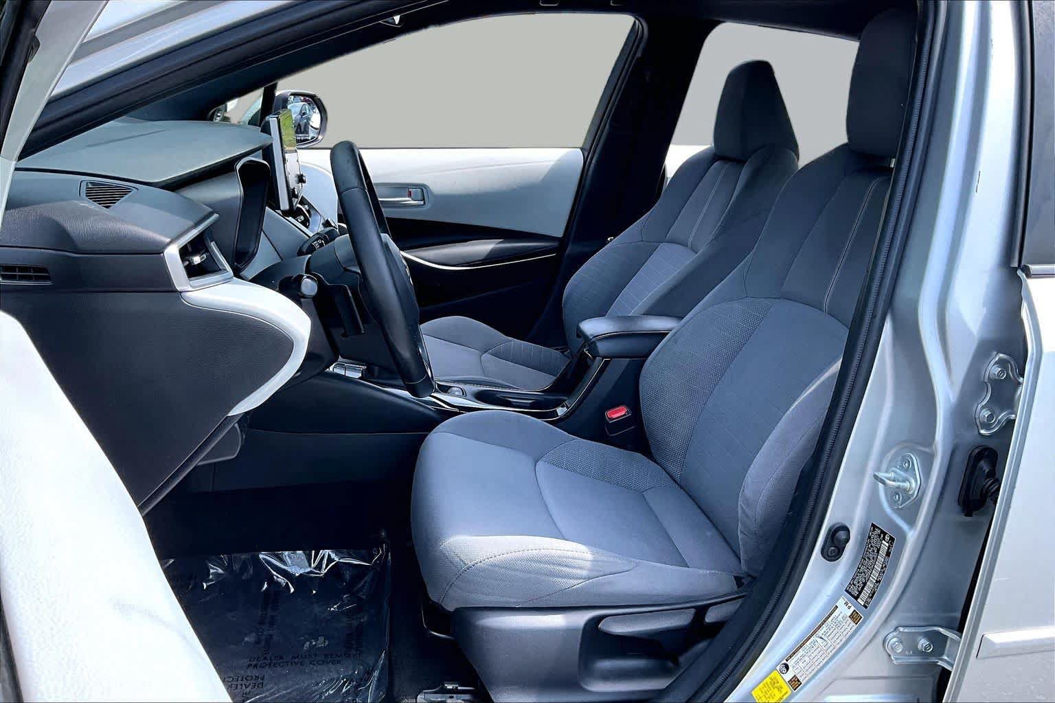 Used 2021 Toyota Corolla SE w/ Carpet Mat Package (TMS) FWD image 8