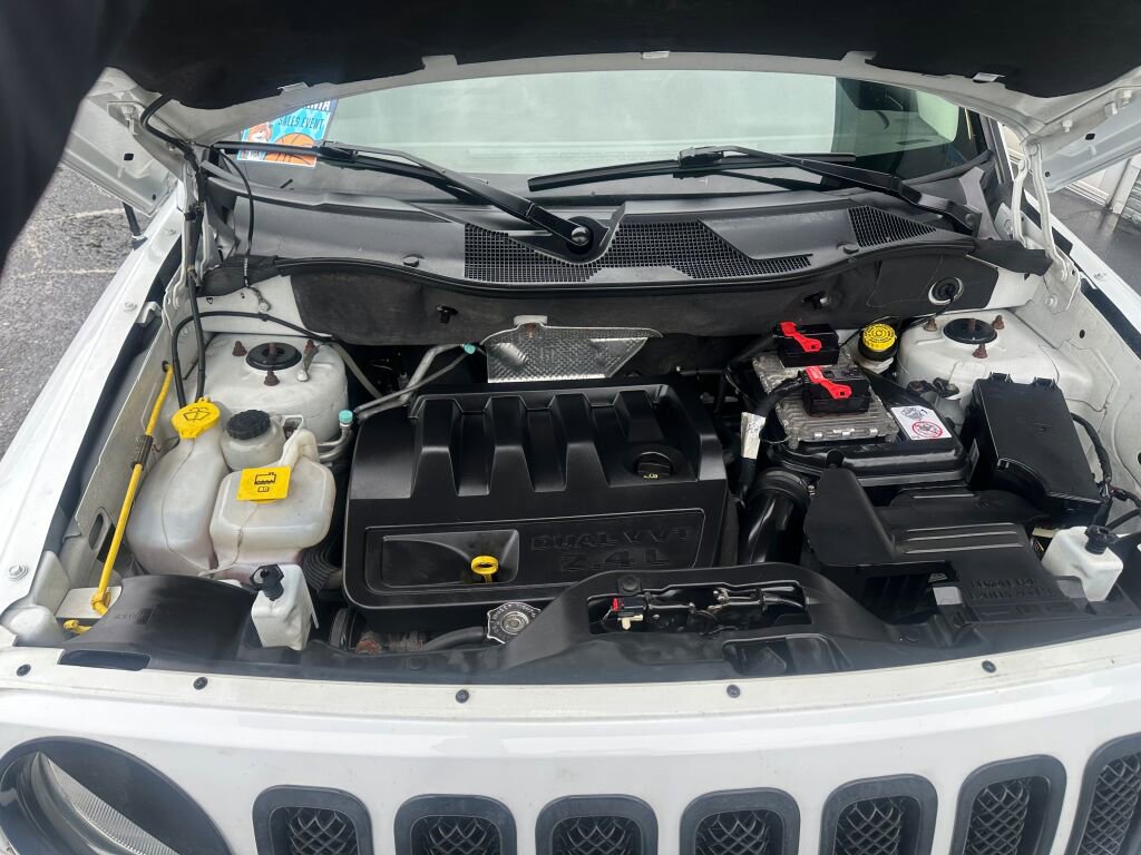 Used 2015 Jeep Patriot High Altitude image 16