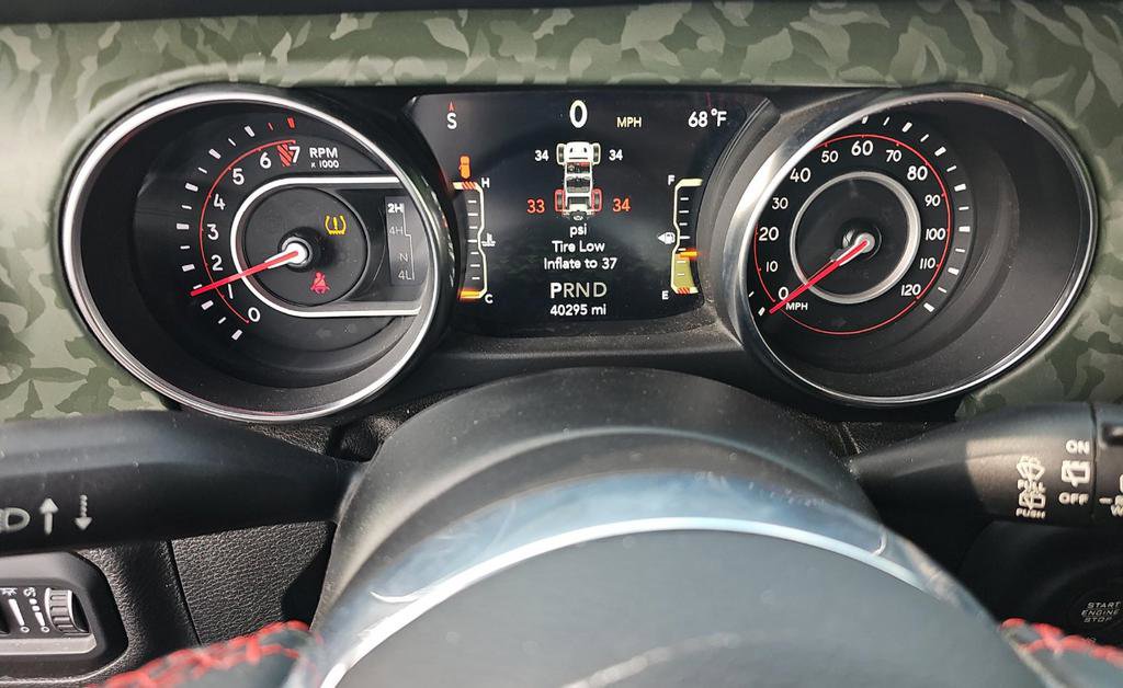 Used 2019 Jeep Wrangler Unlimited Rubicon AWD/4WD image 13