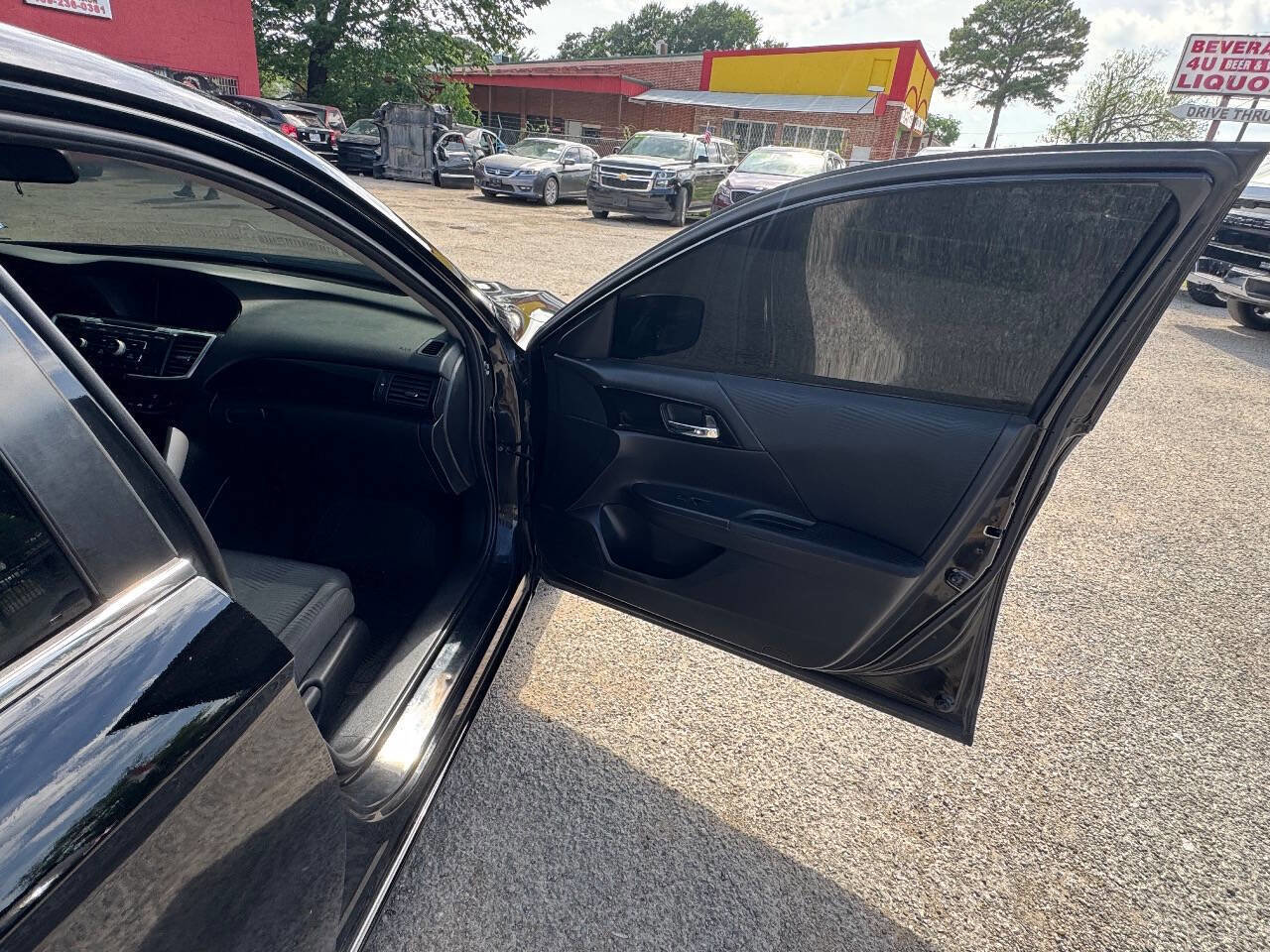 Used 2016 Honda Accord LX image 16