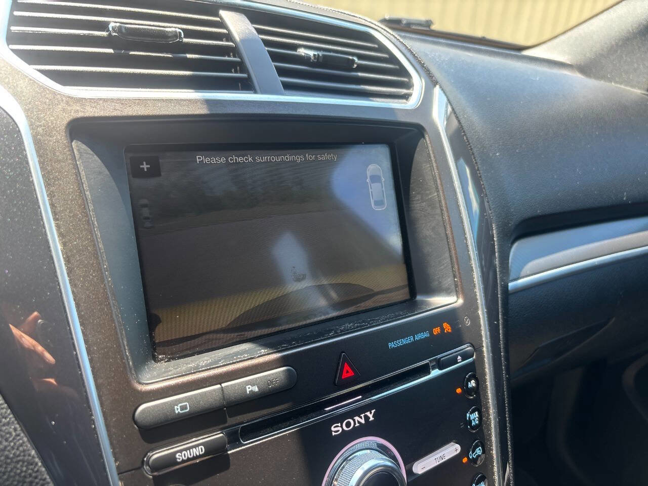 Used 2018 Ford Explorer Sport w/ Equipment Group 401A image 44