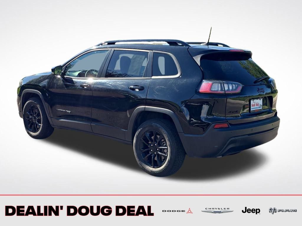 Used 2023 Jeep Cherokee Altitude Lux image 3