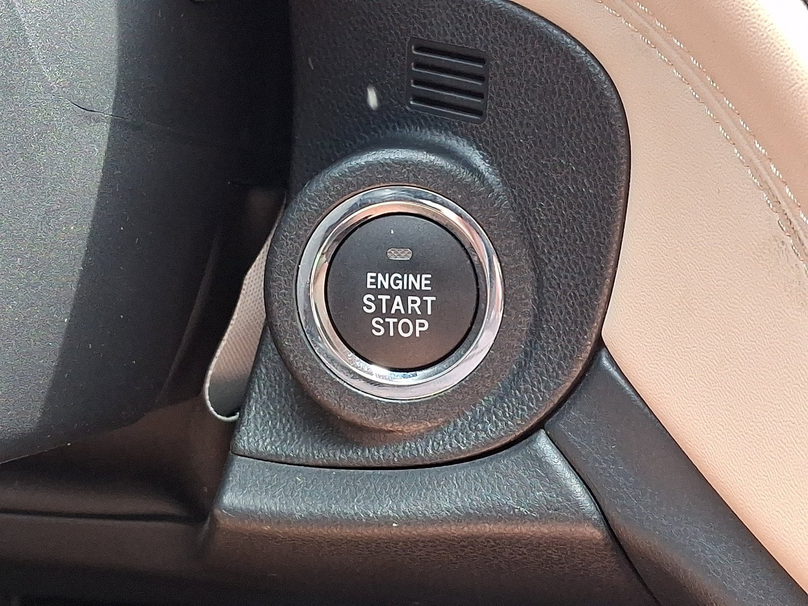 Used 2020 Subaru Outback Limited AWD/4WD image 24